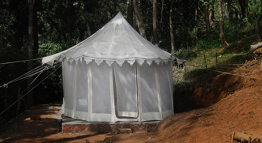 <span>The tranquility of Coorg makes it a perfect getaway for a relaxing vacation</span><br><a href='#'>Book Now</a>